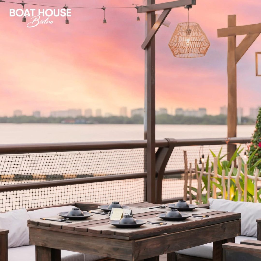 Ẩm Thực Boat House bistro Quận 2