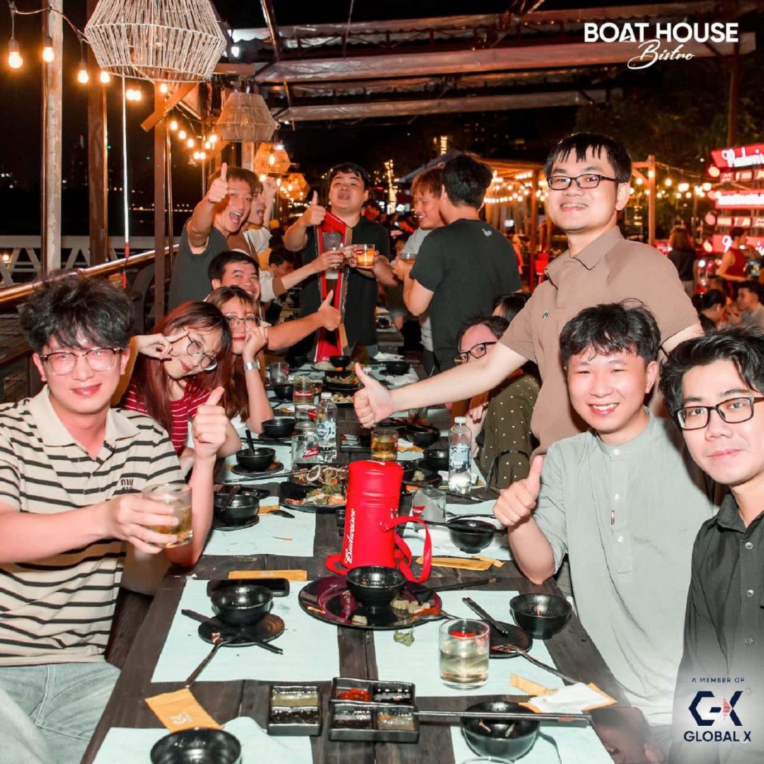 Ẩm Thực Boat House bistro Quận 2