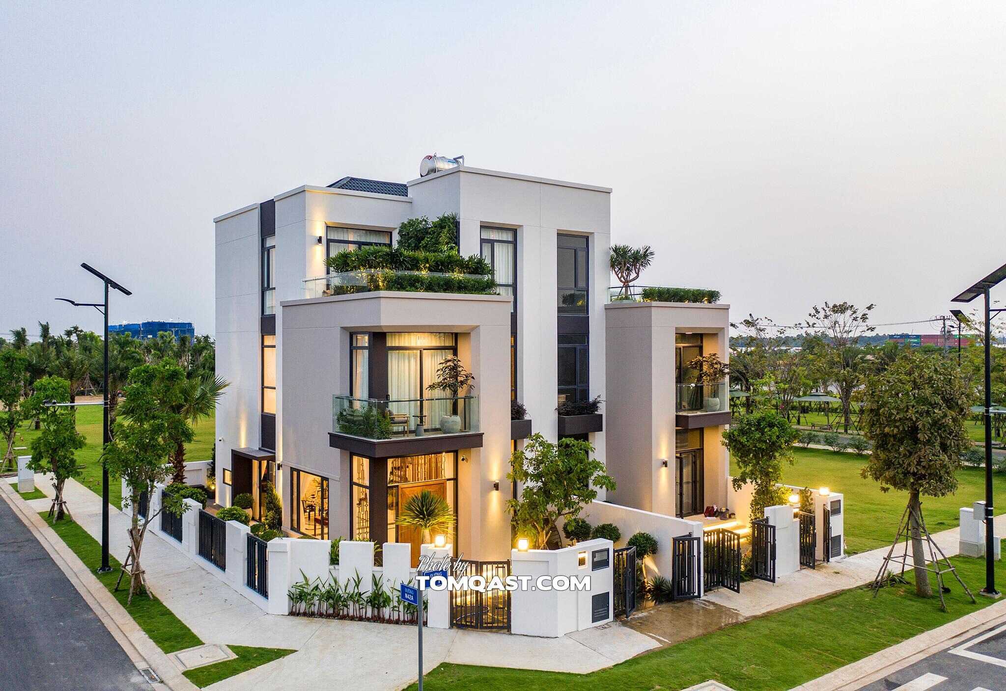 Nhà Mẫu Aqua City