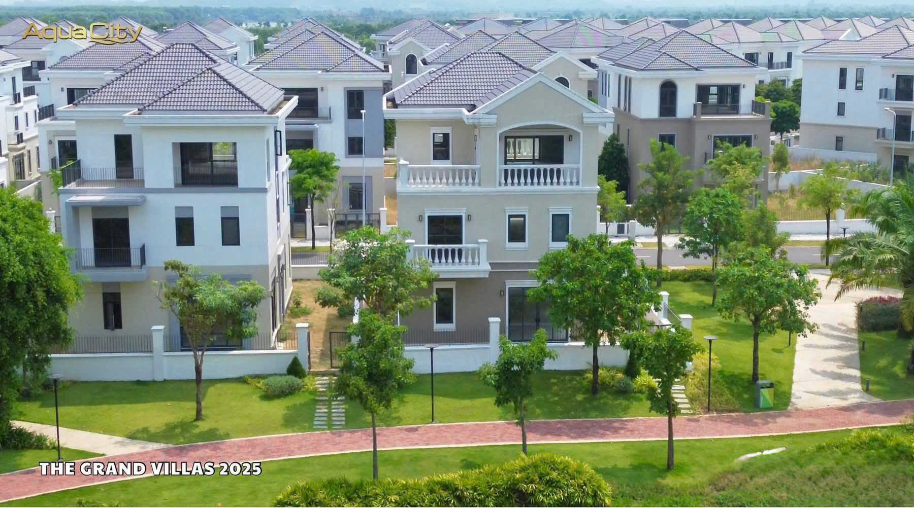 Nhà Mẫu Aqua City
