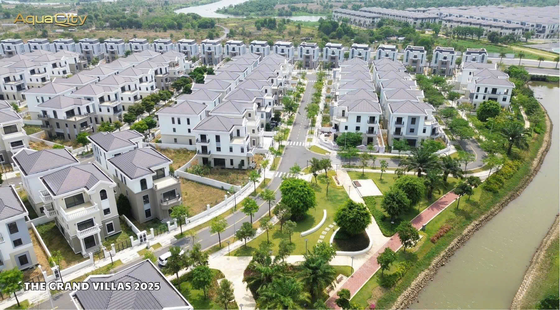 Biệt Thự Song Lập Aqua City